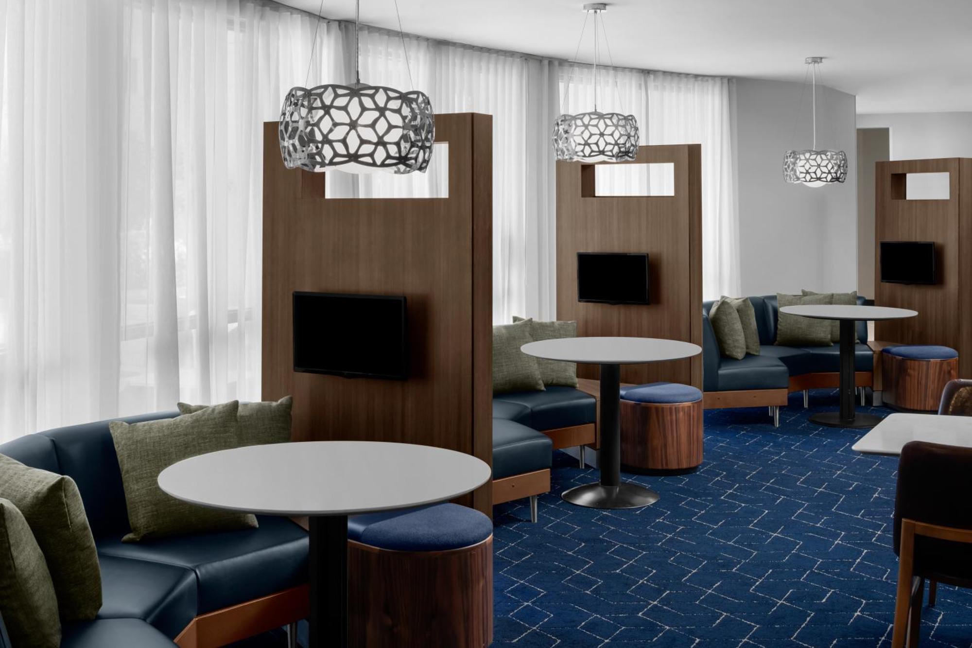 Hotel Courtyard By Marriott Santa Clarita Valencia Extérieur photo