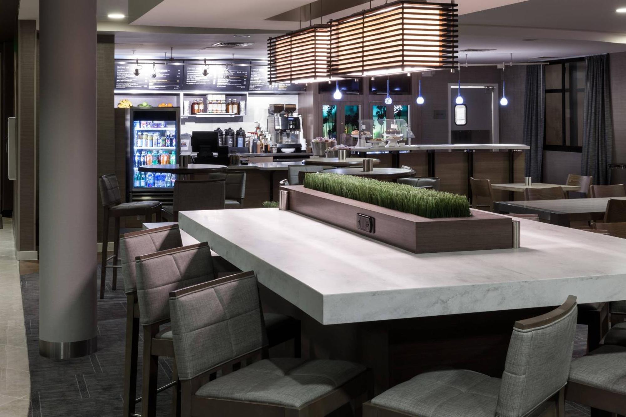 Hotel Courtyard By Marriott Santa Clarita Valencia Extérieur photo