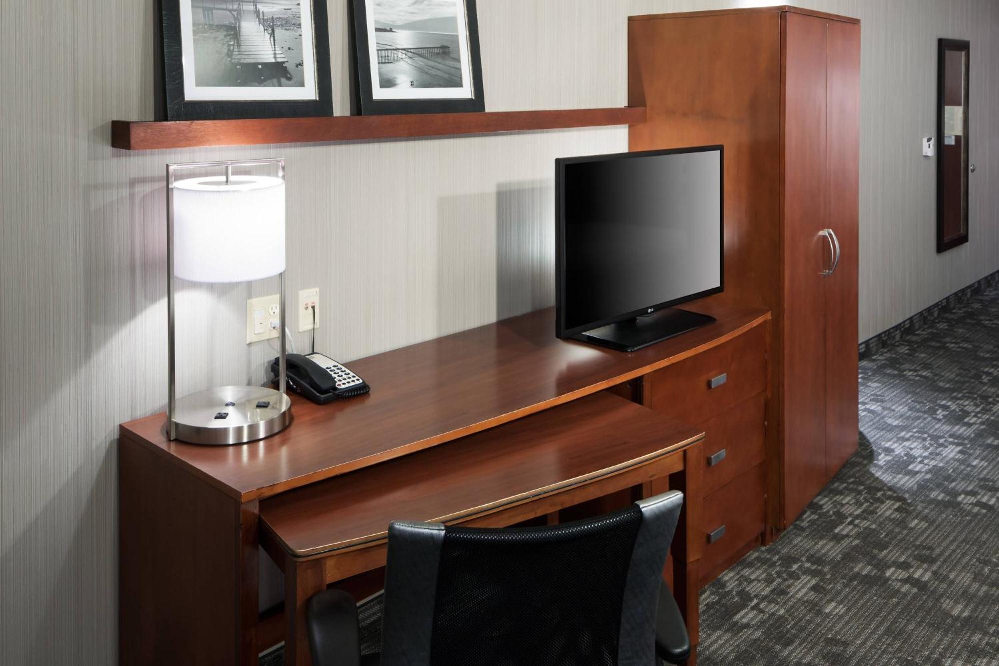 Hotel Courtyard By Marriott Santa Clarita Valencia Extérieur photo